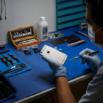 Apple Expands iPhone Repair Services Across the US